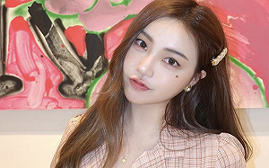 黃琳曬童年母女照!網稱羨:媽媽太美了