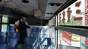 防疫二級警戒 公車加密每班次清消作業