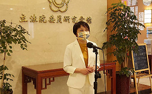 被指防疫破口 范雲反批:現在講政治施壓是踐踏防疫專業