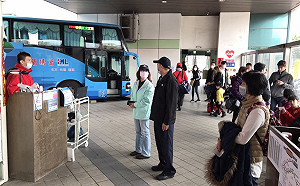 雙北防疫等級升至3級!客運加強戒備 場站每小時都需消毒