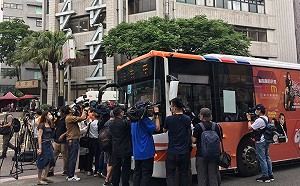 陳佩琪曾於和平醫院看診 柯文哲：她有全程戴口罩