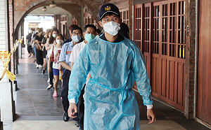 武漢肺炎》恐中南部疫情擴大 陳時中:全國將廣設快篩站揪確診