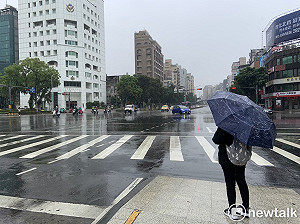 明「滯留鋒」南移降雨機會增!吳德榮曝2波變天時程