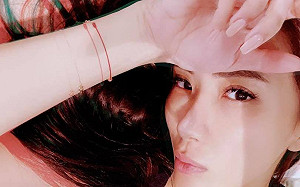 小禎曬結實腹肌驚呆眾人!網敲碗直播居家健身