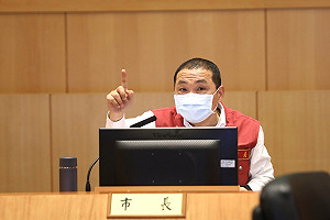 新北單日取締未戴口罩203件 侯友宜：不戴就開罰 最高罰1.5萬元
