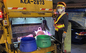 新北防疫不間斷！環保局：週週消毒 籲民眾倒垃圾要戴口罩