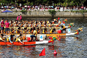 集中資源與人力投入防疫  今年高雄愛河端午龍舟嘉年華喊停