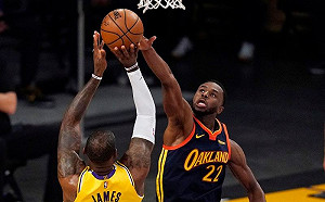 NBA／詹皇致勝三分！湖人逆轉勇士　拿下西區第7種子