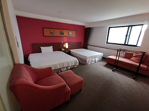 新北首創徵用飯店轉型集中檢疫中心 分流輕症病患