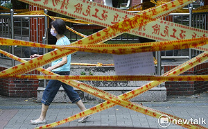 現場直擊》本土疫情升溫第二個假日 民眾減少外出.車站馬路賣場不見人潮