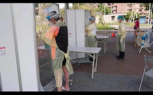 武漢肺炎》方艙篩檢站做不好還蓋方艙醫院？毒理專家炮轟：只給醫療人員最低規格防護衣！