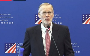 能否取得美國分配疫苗？酈英傑：台灣確診人數低