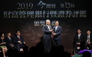 謝金河：防疫四級經濟恐躺平 喊封城者在盤算什麼