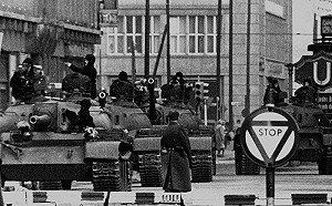 英國專家：台灣如冷戰時的西柏林  倫敦須明確宣示與美一同捍衛