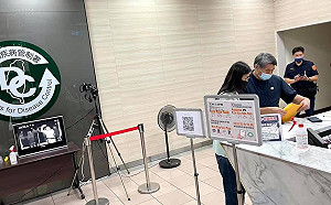 張亞中確獲1000萬劑疫苗 今赴衛福部遞交申請書