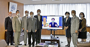 日本仙台採購鳳梨表達支持  黃偉哲：芒果也要旺旺來