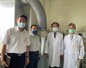 不可能的任務達成！中榮3天完成專責病床改裝 救活重症患者