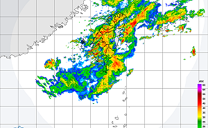 梅雨鋒面發威！全台越晚雨越大 高屏估雨量破300毫米