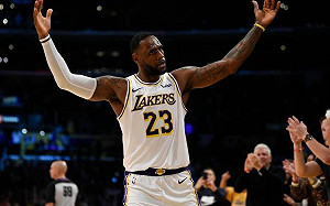 前隊友：若詹皇場均低於25分就退休