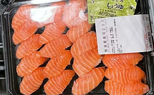 男買生魚片隔天尷尬！真相曝網反讚