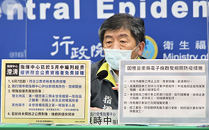 莫德納、AZ疫苗下週陸續開打！陳時中：長照、75歲以上長者列入名單