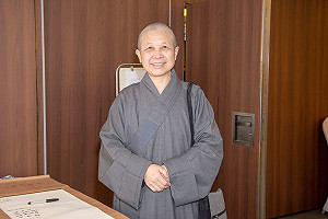 釋昭慧批名嘴藝人只敢造謠政府防疫苗：對中共阻撓卻如此安靜偽善