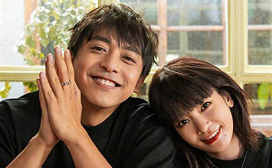 《新還珠格格》李晟李佳航驚傳離婚！小倆口親上火線闢謠：假的