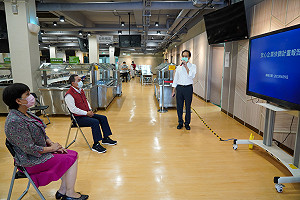 侯友宜視察企業快篩首例鴻海公司 呼籲企業建立快篩機制