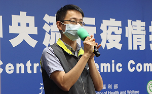 網傳「政府讓人民施打未受認證且保護力低之國產疫苗」！指揮中心回應了