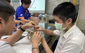 市長獎取消實體頒獎 4637學生獲合成紀念獎牌