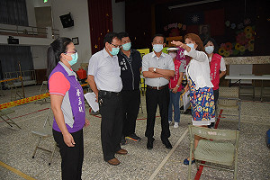 林明溱為疫苗預約塞爆道歉 抱怨中央疫苗給太少、不協助地方