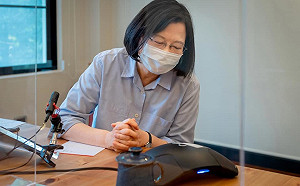 感謝賈永婕、黃光芹 蔡英文：團結防疫、不該冷言冷語