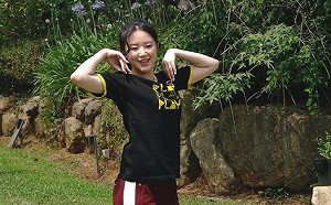 舒華獻台綜處女秀！登《玩很大》獲封「綜藝小仙女」