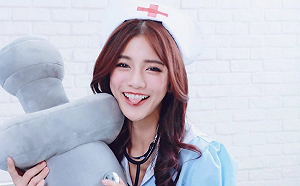 扮小護士為防疫喊話！楚知嫣分享必要四種免疫力