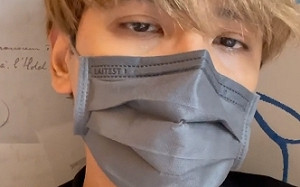 陳零九感謝醫護！捐贈亞東醫院24箱防疫物資