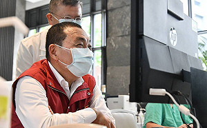 新北家禽合作社也爆群聚 侯友宜證實：8人確診