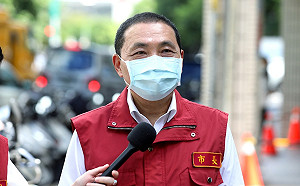 新北市到宅快篩隊成軍滿月 侯友宜:快篩陽性從40%降到15%