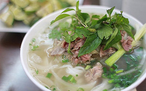 湯麵外帶該怎包？老闆秀乾濕分離術