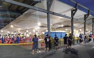 現場直擊》北榮設10條快篩線 為北農一市工作人員快篩