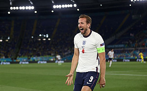 英格蘭隊長凱恩獨進2球 4比0痛宰烏克蘭闖歐國盃4強