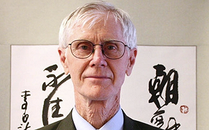 美國亞洲協會主任：習近平藉黨慶展大權 強勢外交遮掩北京弱點