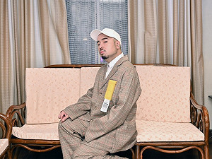 居家快篩「超深入」狂打噴嚏！阿達新歌籲民眾「口罩戴好」