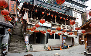 微解封》因應三級警戒延長適度調整  新北戶外景區設原容留人數40%上限