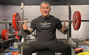 館長祝國慶 嗆微博舔共的「狗兒子」成啞巴