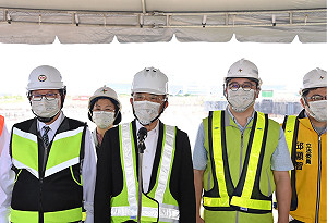 「逆時中」禁餐廳內用？蘇貞昌：颱風假也是授權地方斟酌