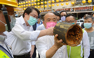 意有所指？蘇揆：汰換水管像打疫苗 不能只出一張嘴卻打得慢