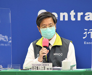 武漢肺炎》AZ混打莫德納疫苗可行嗎？張上淳：手上無實證資料