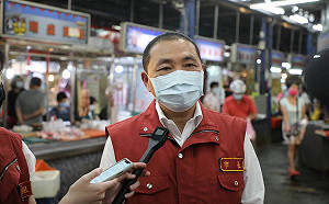 微解封首個週末人潮湧現!侯友宜:堅守防疫 做好最後的一哩路