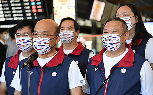 體育署安排選手松山搭機挨批 黃國昌:何不大方承認大官都在台北?