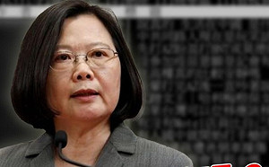 砲轟綠營試圖抹紅鄉民聖地 羅智強怒酸蔡英文「想關PTT了嗎」?